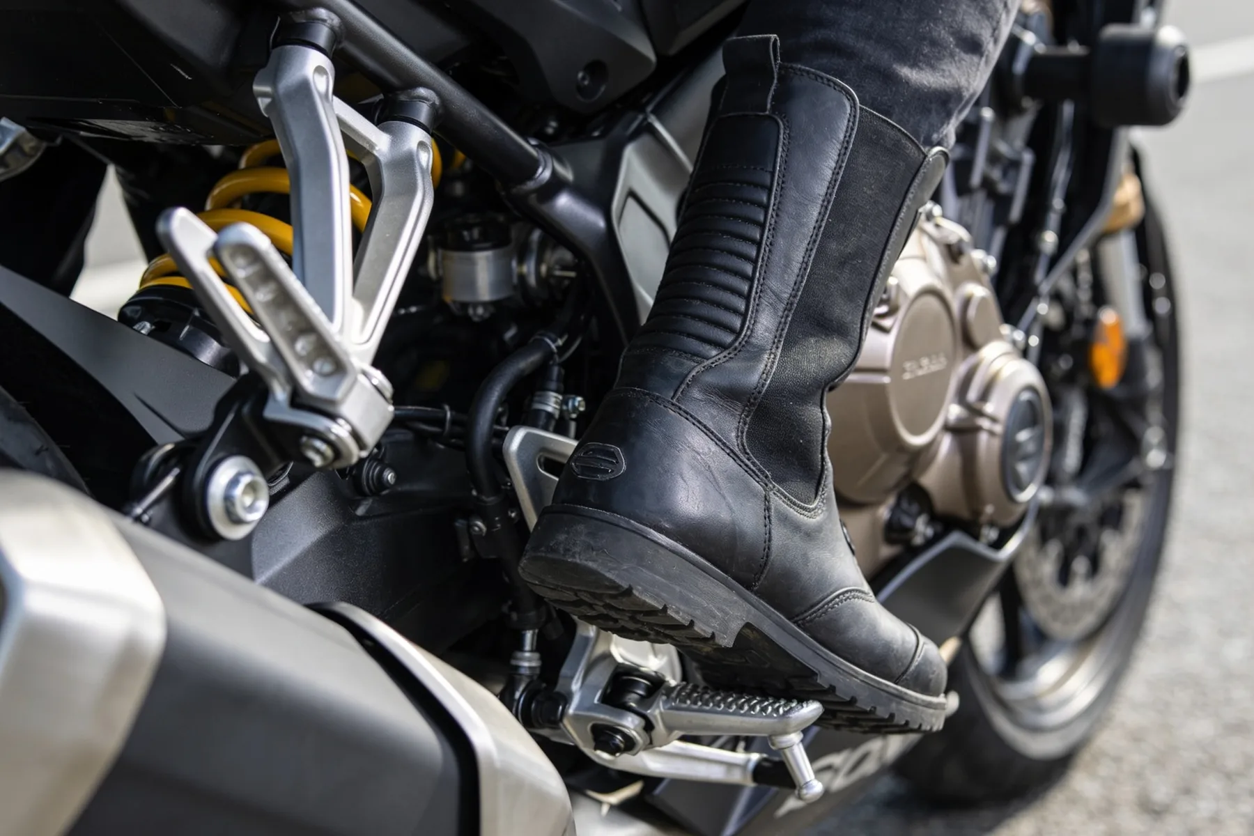 Was ist ein Blipper beim Motorrad? Quickshifter & Blipper erklärt
