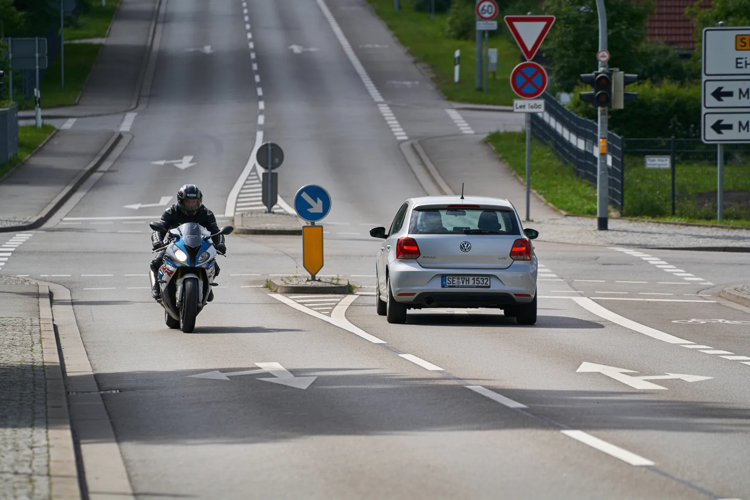 Welches Verhalten ist richtig? Motorrad-Situationen lösen